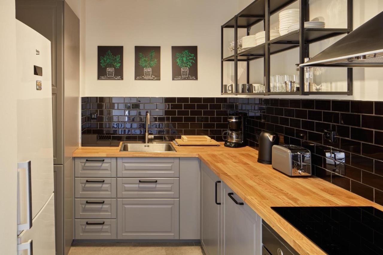 Days - Spacious 3bdr - Trendy Neighbourhood 公寓